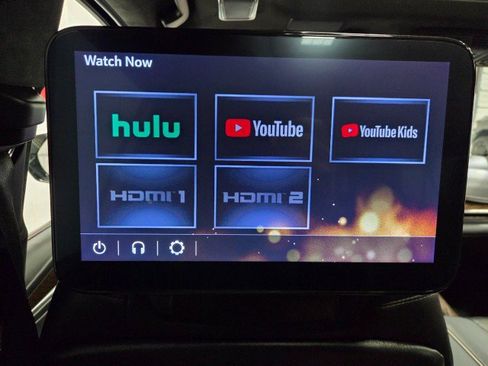 Used 2023 Cadillac Escalade ESV Sport Platinum w/ LPO, ONYX Package image 83