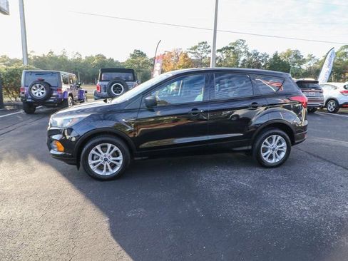 Used 2019 Ford Escape S image 5