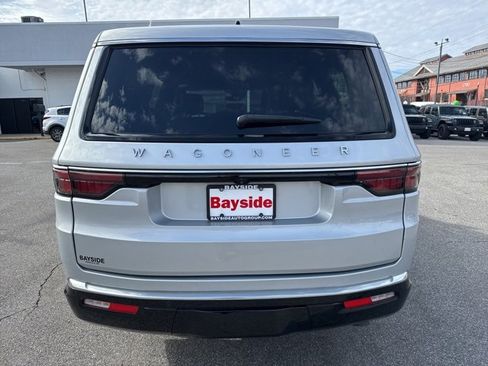 Used 2024 Jeep Wagoneer 4WD image 41