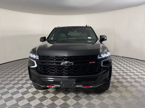 Used 2024 Chevrolet Tahoe Z71 w/ Luxury Package AWD/4WD image 5