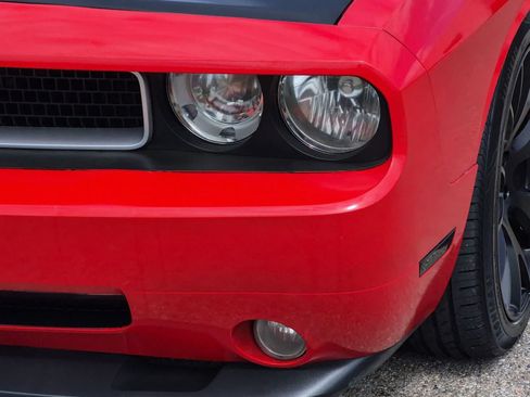 Used 2009 Dodge Challenger R/T RWD image 11