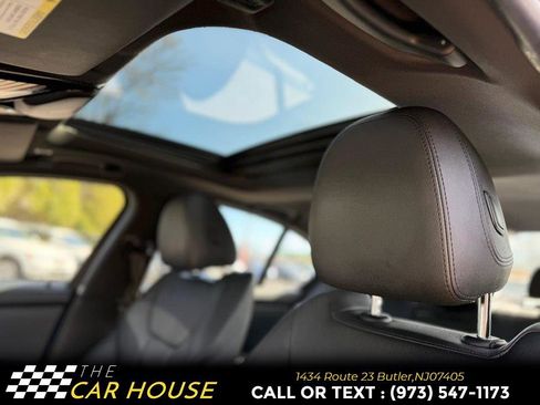 Used 2019 BMW 330i xDrive 330i xDrive Sedan w/ M Sport Package image 16