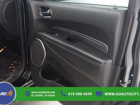 Used 2020 Dodge Durango R/T w/ Blacktop Package RWD image 18