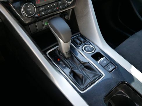 Used 2022 Mitsubishi Eclipse Cross SE AWD/4WD image 25