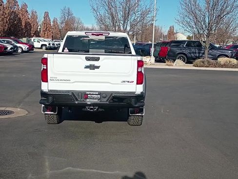 New 2026 Chevrolet Silverado 1500 ZR2 image 8