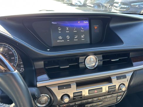Used 2017 Lexus ES 350 image 16