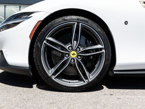 Used 2024 Ferrari Roma Spider RWD image 6