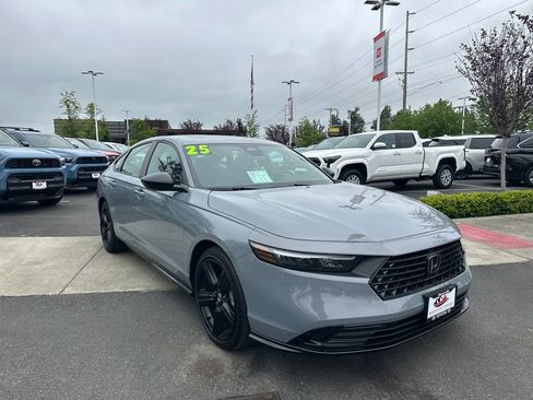Used 2025 Honda Accord Sport image 7