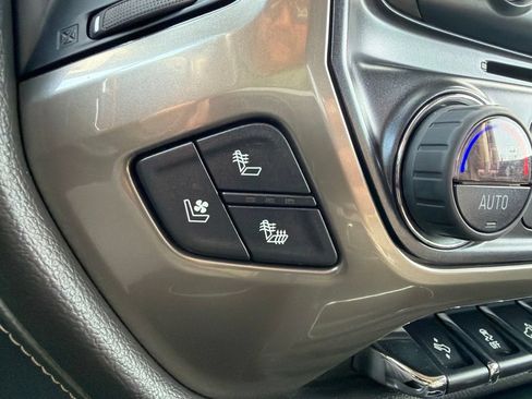 Used 2019 Chevrolet Silverado 2500 High Country w/ Duramax Plus Package AWD/4WD image 24