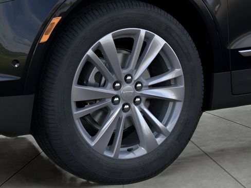 New 2025 Cadillac XT5 Premium Luxury w/ Technology Package image 9