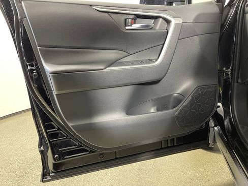 Certified 2025 Toyota RAV4 XLE w/ Convenience Package image 16