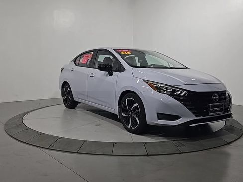 Certified 2025 Nissan Versa SR w/ Trunk Package FWD image 9