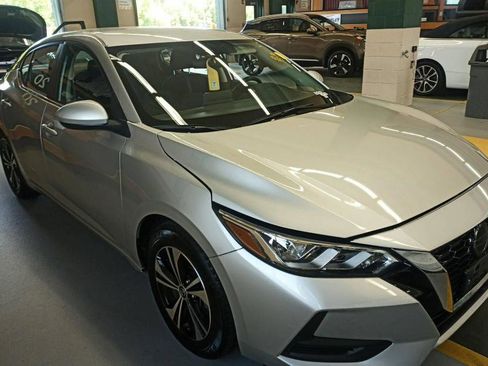 Used 2023 Nissan Sentra SV FWD image 3
