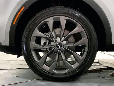 Used 2022 Kia Sorento SX Prestige w/ Rust Color Package image 9