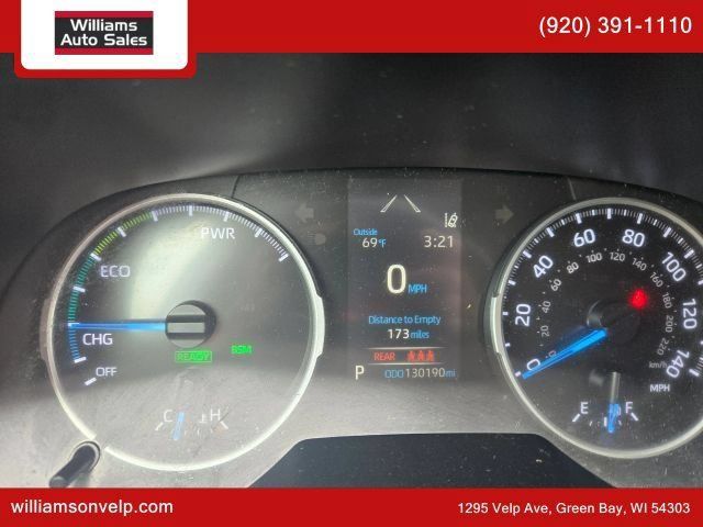 Used 2020 Toyota RAV4 XLE w/ XLE Grade Weather Package AWD/4WD image 22