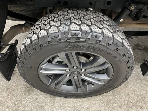 Used 2023 Ford F150 XLT w/ Equipment Group 302A High image 17