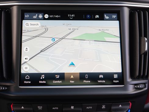 Used 2022 Maserati Levante Modena S image 27