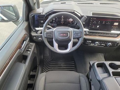 New 2026 GMC Sierra 1500 Elevation image 12