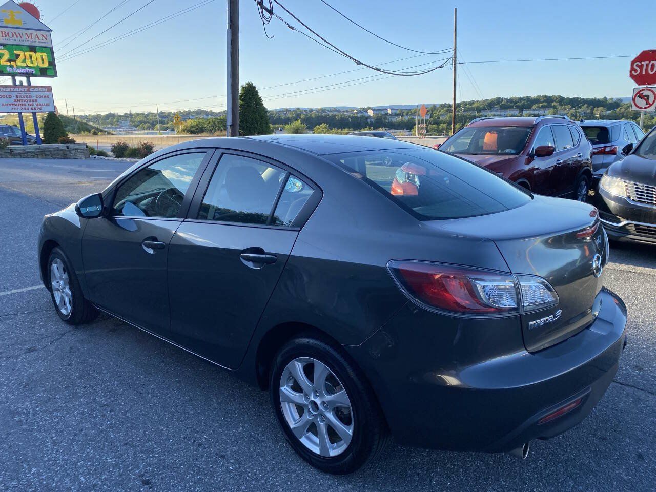 Used 2011 MAZDA MAZDA3 i Touring FWD image 7