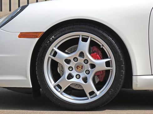 Used 2006 Porsche 911 Carrera S RWD image 29