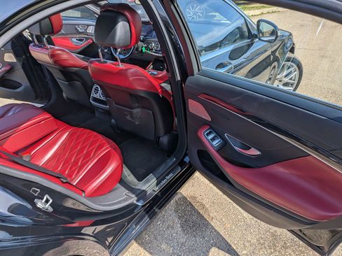 Used 2015 Mercedes-Benz S 550 S 550 Sedan 4D w/ Premium 1 Package image 36