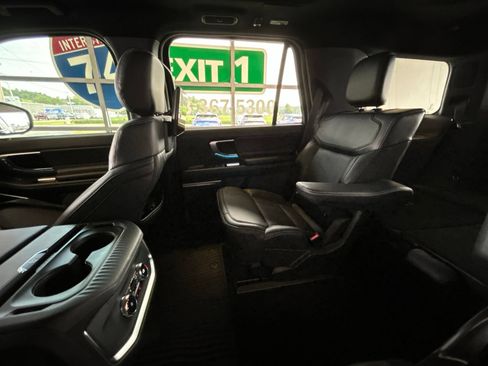 New 2026 Ford Expedition Platinum w/ Stealth Performance Package AWD/4WD image 15