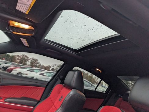 Used 2022 Dodge Charger Scat Pack image 18