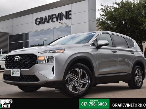 Used 2023 Hyundai Santa Fe SE FWD image 1