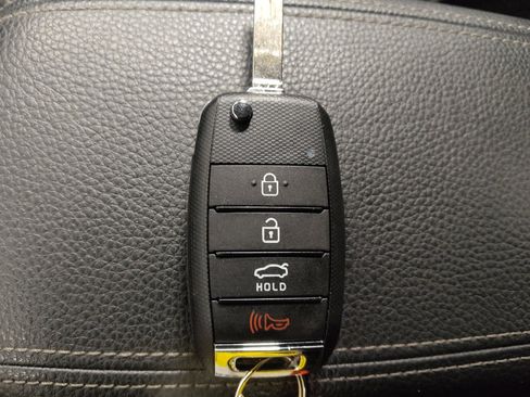 Used 2022 Kia Rio S FWD image 32
