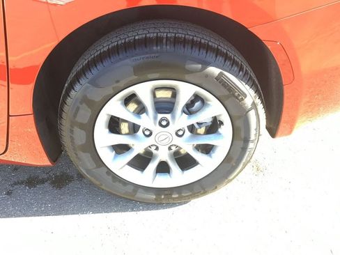 New 2026 Chrysler Pacifica Select image 10