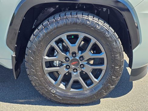 Used 2026 Toyota Sequoia Platinum AWD/4WD image 9
