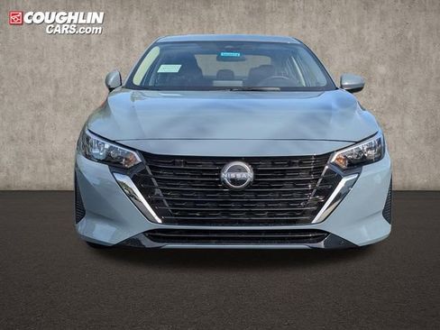 New 2025 Nissan Sentra SV image 2