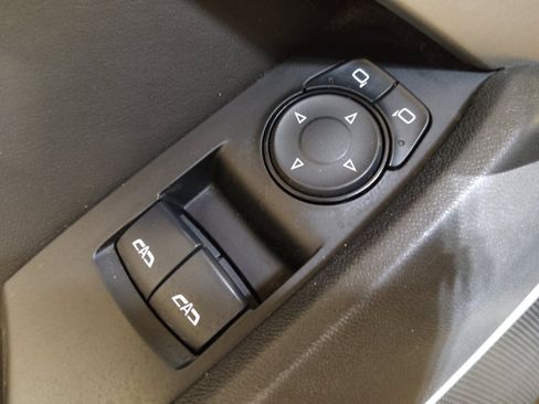 Used 2017 Chevrolet Camaro LT image 27