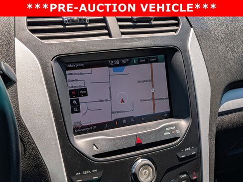 Used 2013 Ford Explorer XLT image 30