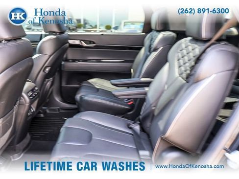 Used 2022 Hyundai Palisade Limited w/ Cargo Package AWD/4WD image 12