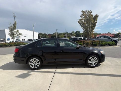 Used 2014 Volkswagen Jetta SE FWD image 10