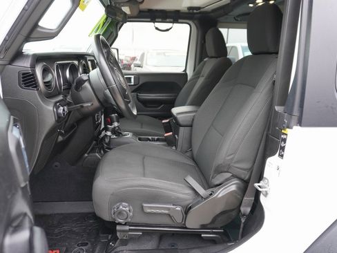 Used 2021 Jeep Wrangler Sport S image 7