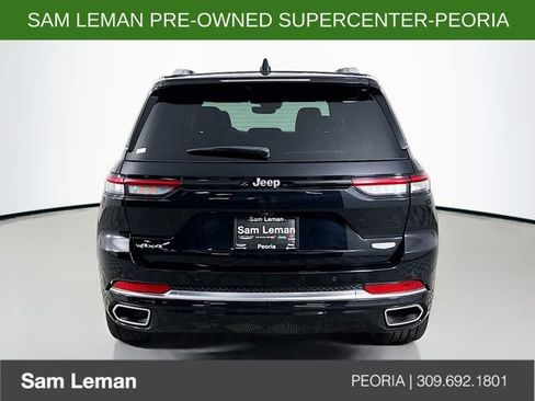 Used 2023 Jeep Grand Cherokee Summit image 6
