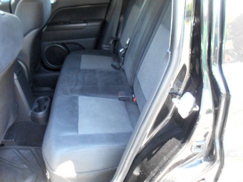 Used 2011 Jeep Patriot Latitude AWD/4WD image 20