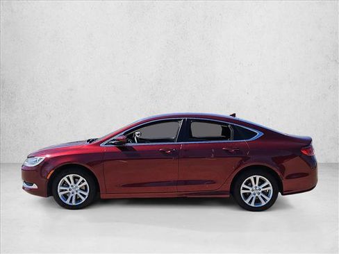 Used 2016 Chrysler 200 Limited image 8