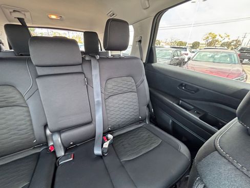 Used 2025 Nissan Pathfinder SV FWD image 42