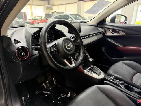 Used 2018 MAZDA CX-3 Touring w/ Preferred Equipment Package AWD/4WD image 19
