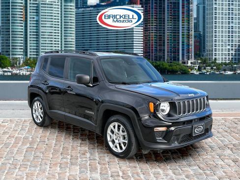 Used 2022 Jeep Renegade Sport w/ Sport Appearance Group image 9