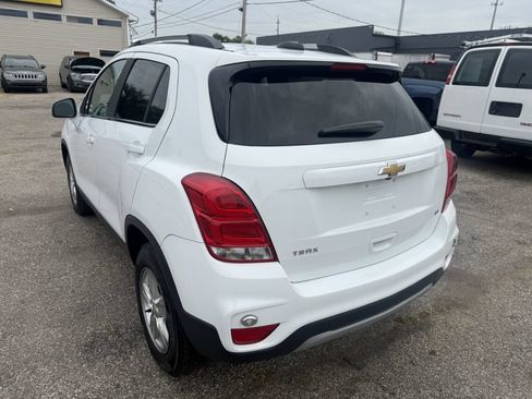 Used 2018 Chevrolet Trax LT AWD/4WD image 4