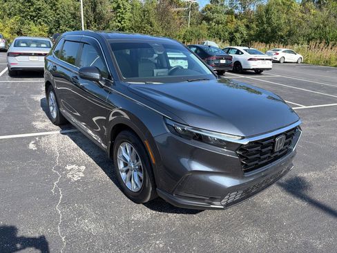 Used 2024 Honda CR-V EX image 8