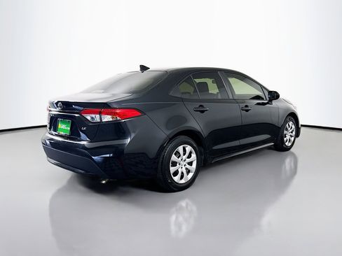Used 2022 Toyota Corolla LE image 10