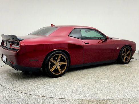 Used 2019 Dodge Challenger R/T Scat Pack RWD image 5