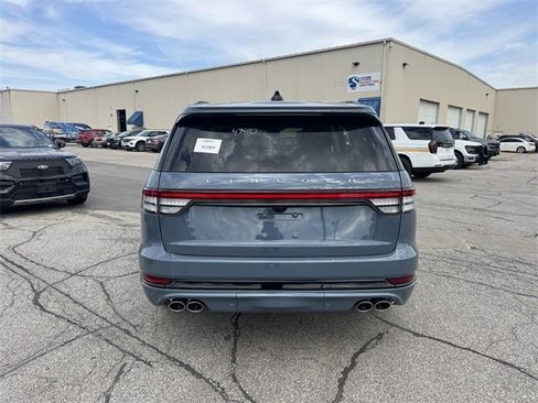 New 2025 Lincoln Aviator Reserve w/ Jet Appearance Package image 8