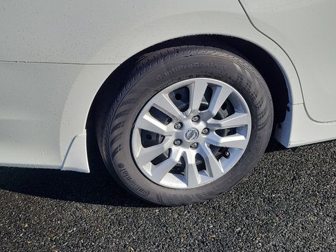 Used 2018 Nissan Altima 2.5 S w/ S Convenience Package image 5