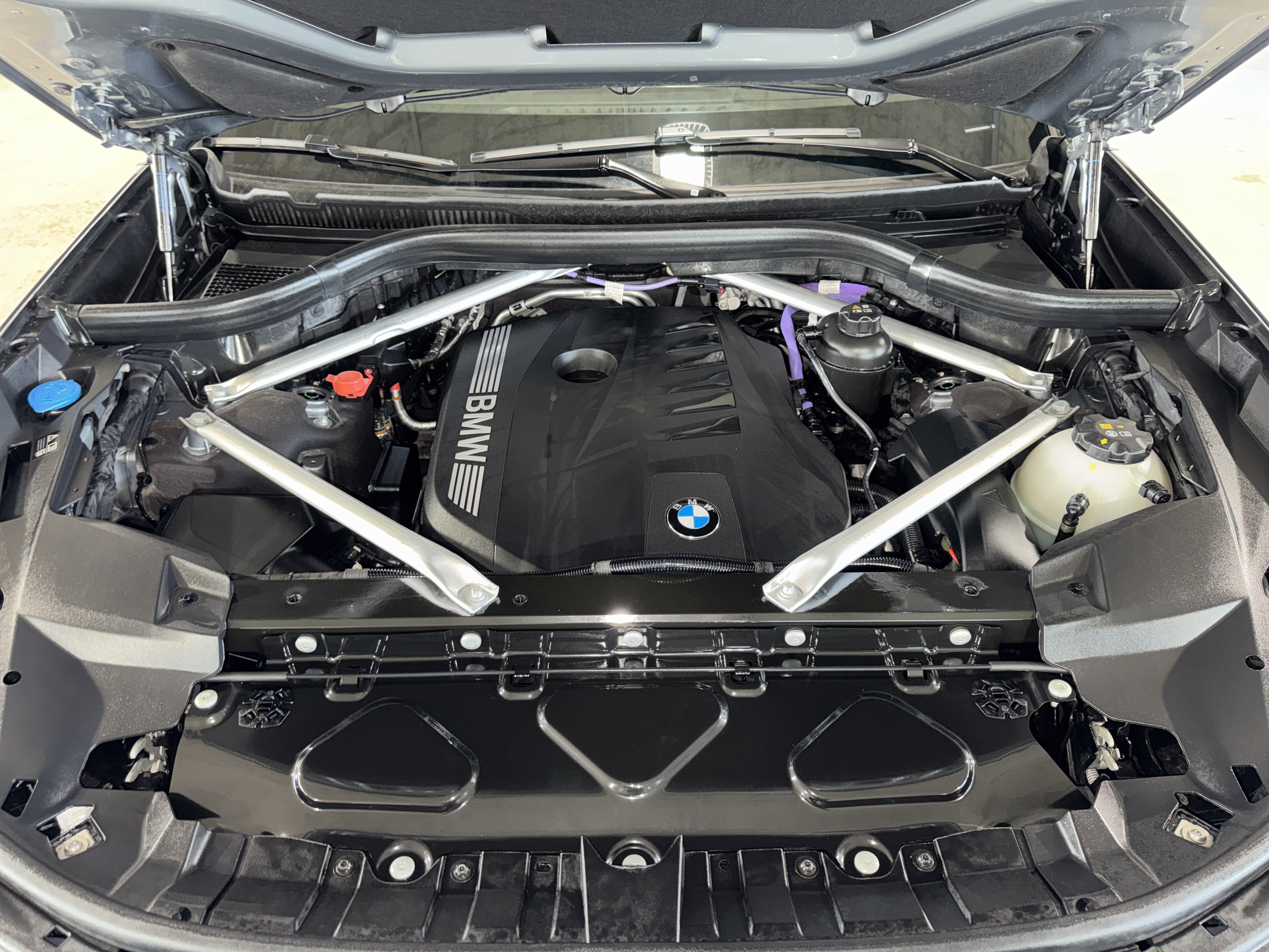 Certified 2025 BMW X7 xDrive40i w/ Executive Package AWD/4WD image 36